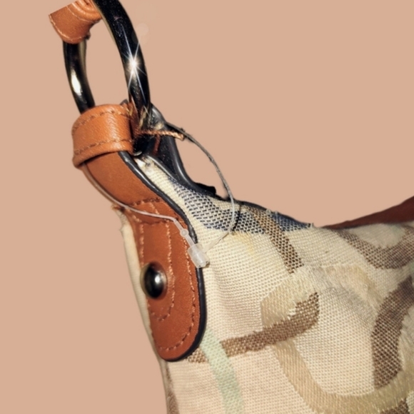 ROSSETTI  Liz Claiborne Beige Cream & Brown Shoulder Bag with Geometric Pattern - Picture 7 of 15